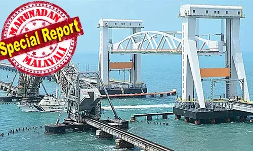 535 കോടി ചെലവ്; കടലിലൂടെ 2.2 കിലോമീറ്ററില്‍ അതിമനോഹര യാത്ര; പാലം ഉയര്‍ത്താന്‍ വേണ്ടത് വെറും മൂന്ന് മിനിറ്റ് മാത്രം; എന്‍ജിനീയറിംഗ് വിസ്മയമായി പാമ്പന്‍പാലം; ഉദ്ഘാടനം ഇന്ന്‌