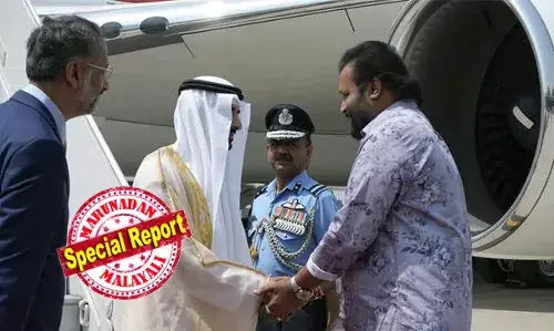 മോദി ക്ഷണിച്ചതനുസരിച്ചെത്തിയ ദുബായ് കിരീടാവകാശിയെ സ്വീകരിക്കാന്‍ എയര്‍ പോര്‍ട്ടില്‍ എത്തിയത് കേന്ദ്ര മന്ത്രി സുരേഷ് ഗോപി; സുരേഷ് ഗോപി എന്ത് പറഞ്ഞാലും വിവാദമാക്കാന്‍ നടക്കുന്ന സംഘവിരുദ്ധര്‍ക്ക് കുരുപൊട്ടി: എസ്.ജിയുടെ ആതിഥേയത്വം സ്വീകരിച്ച് നിറപുഞ്ചിരിയോടെ ഇന്ത്യയെ വാരിപുണര്‍ന്ന് ഷെയ്ക്ക് ഹംദാന്‍