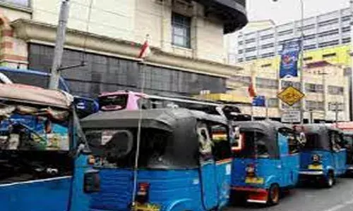 രാജ്യതലസ്ഥാനത്ത് ഇനി ഇ-ഓട്ടോകള്‍ക്ക് മാത്രം രജിസ്‌ട്രേഷന്‍; പഴയ സിഎന്‍ജി ഓട്ടോകള്‍ ഇലക്ട്രിക്കിലേക്ക് മാറണം