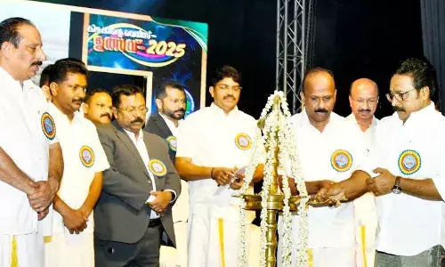 അജ്പക് മെഗാ പ്രോഗ്രാം കിഴക്കിന്റ വെനീസ് ഉത്സവ് - 2025 വിസ്മയമായി.