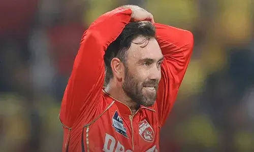 മത്സരത്തിനിടെ മോശം പെരുമാറ്റം; മാക്‌സ്‌വെല്ലിന് പിഴ വിധിച്ച് ഐപിഎല്‍; മാച്ച് ഫീയുടെ 25 ശതനമാണ് പിഴ