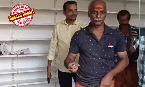 കേസില്‍ പെട്ട് കട പൂട്ടി സീല്‍ വച്ചപ്പോള്‍ ചില്ലുകാബിനില്‍ കുടുങ്ങിപ്പോയി; ചിറകടി കേട്ടിട്ടും ഒന്നും ചെയ്യാനാവാതെ നാട്ടുകാര്‍; ഒടുവില്‍ കളക്ടര്‍ കനിഞ്ഞപ്പോള്‍ സ്വാതന്ത്ര്യത്തിലേക്ക് പറന്നുയര്‍ന്ന് അങ്ങാടി കുരുവി