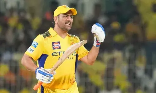 ആരാധകരെ ശാന്തരാകുവിന്‍...! ചെന്നൈയെ നയിക്കാന്‍ വീണ്ടും എം എസ് ധോണി;  ക്യാപ്റ്റന്‍ സ്ഥാനം ഏറ്റെടുക്കും;  പരിക്കേറ്റ ഋതുരാജ് ഗെയ്ക്വാദ് ഐപിഎല്ലില്‍ നിന്ന് പുറത്ത്;  ബാറ്റിങ്ങിലെ മെല്ലെപ്പോക്ക് മറികടക്കുമോ? ആരാധകര്‍ പ്രതീക്ഷയില്‍