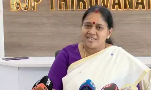 കരിമണല്‍ കമ്പനിയില്‍ നിന്നും മാസപ്പടി വാങ്ങാന്‍ എല്‍ഡിഎഫും യുഡിഎഫും ഒറ്റക്കെട്ട്; കോടിയേരിയുടെ മാതൃക സ്വീകരിച്ച് പിണറായി വിജയന്‍ മാറി നില്‍ക്കണമെന്ന് ബിജെപി സംസ്ഥാന ഉപാദ്ധ്യക്ഷ ശോഭ സുരേന്ദ്രന്‍