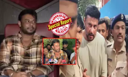 സ്വന്തം ഫാൻ ബോയിയെ കൊന്നത് അതിക്രൂരമായി; ജയിൽ വാസം കഴിഞ്ഞിറങ്ങിയ നടനിപ്പോൾ ഹാപ്പിയാണ്; ഭയങ്കര ഷൂട്ടിംഗ് തിരക്കിൽ ദർശൻ സർ; കോടതിയിൽ വിചാരണക്കെത്താതെ അടിച്ചുപൊളി; മുഖ്യസാക്ഷിക്കൊപ്പം തിയറ്ററിൽ സിനിമ കണ്ട് നേരംപോക്ക്;വൈറലായി ദൃശ്യങ്ങൾ; ഇവിടം ഇങ്ങനെയാണെന്ന് കമന്റുകൾ!