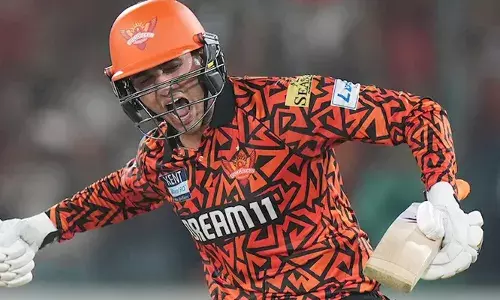 ഹൈദരാബാദില്‍ വെടിക്കെട്ടിന് തിരികൊളുത്തിയ അഭിഷേക് ശര്‍മ്മ താണ്ടിയത് അസാധ്യമെന്ന് കരുതിയ റണ്‍മല; പഞ്ചാബ് കിങ്‌സിനെ 8 വിക്കറ്റിന് കീഴടക്കി സണ്‍റൈസേഴ്‌സിന്റെ തകര്‍പ്പന്‍ തിരിച്ചുവരവ്; ഐപിഎല്‍ ചരിത്രത്തിലെ ഏറ്റവും ഉയര്‍ന്ന സ്‌കോര്‍ നേടുന്ന ഇന്ത്യന്‍ കളിക്കാരനായി അഭിഷേകിന്റെ റെക്കോഡ്; കിടിലന്‍ കളിയുടെ കാഴ്ച