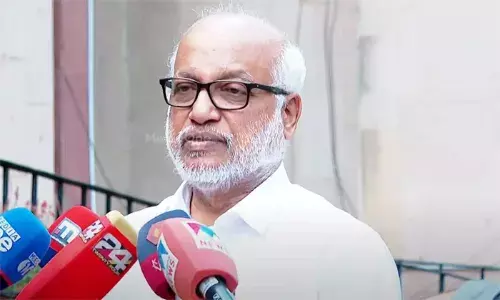 ന്യൂനപക്ഷങ്ങളെ ബിജെപി സര്‍ക്കാര്‍ അടിച്ചമര്‍ത്തുന്നു; കുരിശിന്റെ വഴിക്ക് അനുമതി നിഷേധിക്കാന്‍ പറഞ്ഞ കാര്യങ്ങള്‍ വിശ്വസനീയമല്ലെന്ന് എം എ ബേബി