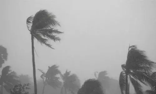 സംസ്ഥാനത്ത് ശക്തമായ മഴയ്ക്കും കാറ്റിനും സാധ്യത; ഒന്‍പത് ജില്ലകളില്‍ ഓറഞ്ച് അലേര്‍ട്ട്; ജാഗ്രത പാലിക്കാന്‍ നിര്‍ദ്ദേശം