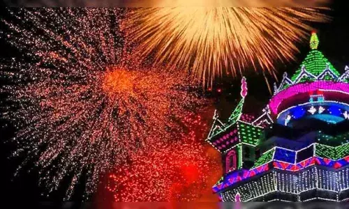 തൃശൂർ പൂരത്തിന് വെടിക്കെട്ട് നടത്താമെന്ന് നിയമോപദേശം ലഭിച്ചതായി മന്ത്രി കെ രാജൻ; പുതിയ കേന്ദ്രനിയമം വെടിക്കെട്ടിന് തടസ്സം; കേന്ദ്രം നിയമഭേദഗതി നടത്തണമെന്നും ആവശ്യം