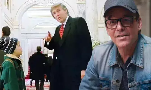 നാടുകടത്തപ്പെടുമോ എന്ന ഭയം കൊണ്ടാണ് ട്രംപിനെ സിനിമയില്‍ അഭിനയിപ്പിച്ചത്; രംഗം കട്ട് ചെയ്യാന്‍ ആലോചിച്ചിരുന്നു; അദ്ദേഹത്തെ അഭിനയിപ്പിച്ചതില്‍ ഇപ്പോള്‍ ഞാന്‍ ഖേദിക്കുന്നു: വെളിപ്പെടുത്തലുമായി സംവിധായകന്‍