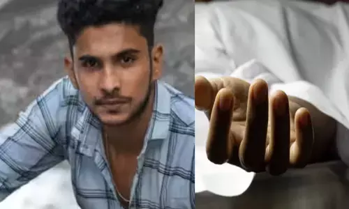 ബൈക്കിന്റെ നിയന്ത്രണം തെറ്റി റോഡരികിലെ ഭിത്തിയിലിടിച്ച് യുവാവിന് ദാരുണാന്ത്യം; തലയ്ക്ക് മാരക പരിക്ക്; അപകടം ഫുട്ബോൾ കളിച്ച് മടങ്ങുമ്പോൾ