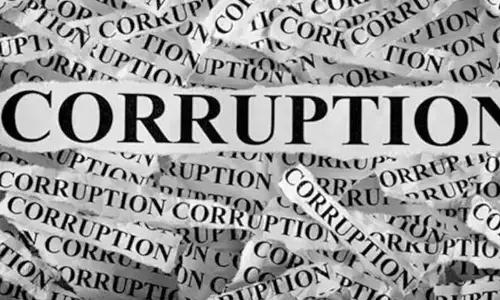 വനിതാ എഞ്ചിനീയറുടെ രാജിക്ക് കാരണം മന്ത്രിയുടെ ഓഫിസിലെ അഴിമതി; മകളുടെ രാജി ഗുഡ്‌സര്‍വീസ് സര്‍ട്ടിഫിക്കറ്റോടെയെന്നും പിതാവിന്റെ കുറിപ്പ്