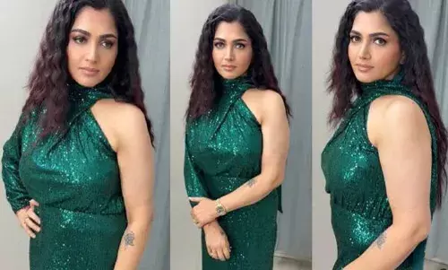 ആരാധകരെ ഞെട്ടിച്ച് ഖുശ്ബുവിന്റെ കിടിലന്‍ മേക്കോവര്‍; സോഷ്യല്‍ മീഡിയയില്‍ പങ്കുവെച്ച ചിത്രങ്ങള്‍ വൈറല്‍