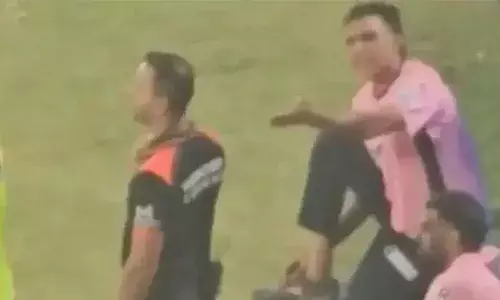 കളിക്കിടെ അമ്പയറുമായി തര്‍ക്കം; മുന്‍ ഇന്ത്യന്‍ താരവും ഡല്‍ഹിയുടെ സപ്പോര്‍ട്ട് സ്റ്റാഫ് അംഗവുമായ മുനാഫ് പട്ടേലിന് കനത്ത പിഴ നല്‍കി ബിസിസിഐ; ഒരു ടീമിന്റെ സപ്പോര്‍ട്ട് സ്റ്റാഫിന് ഫൈന്‍ ലഭിക്കുന്നത് ഈ സീസണില്‍ ആദ്യം