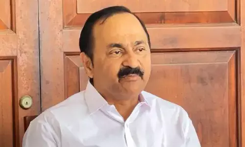 മുനമ്പം ഭൂമി പ്രശ്‌നത്തില്‍ കേരള സര്‍ക്കാര്‍ വഖഫ് ബോര്‍ഡിനെ കൊണ്ട് നടത്തുന്നത് വഞ്ചന; വഖഫ് ഭൂമിയല്ലെന്ന് ഭൂമി കൊടുത്ത സേട്ടിന്റെ കുടുംബവും ഭൂമി സ്വീകരിച്ച ഫറൂഖ് കോളജ് മാനേജ്‌മെന്റും പറയുന്നു; രേഖകള്‍ പരിശോധിച്ചാല്‍ വഖഫ് ഭൂമിയല്ലെന്ന് വ്യക്തമാകും; വിമര്‍ശനവുമായി വി ഡി സതീശന്‍