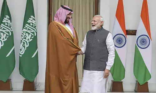 പ്രധാനമന്ത്രി നരേന്ദ്ര മോദി അടുത്താഴ്ച സൗദി അറേബ്യയിലേക്ക്; ഇരുരാജ്യങ്ങളും തമ്മിലുള്ള ഉഭയകക്ഷി സഹകരണം മെച്ചപ്പെടുത്തുന്നതിനൊപ്പം ഹജ്ജ് ക്വാട്ട കുറച്ചതിലും ചര്‍ച്ച; ഇന്ത്യന്‍ തൊഴിലാളികളുള്ള ഫാക്ടറിയും മോദി സന്ദര്‍ശിക്കും