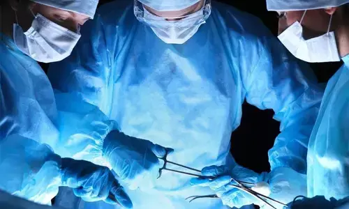 പാറശ്ശാലയില്‍ ആശുപത്രിയിലെ ശസ്ത്രക്രിയ ദൃശ്യങ്ങള്‍ ഫോണില്‍ പകര്‍ത്തി; താല്‍ക്കാലിക ജീവനക്കാരന് സസ്പെന്‍ഷന്‍