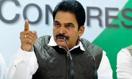 ജുഡീഷ്യറിക്കെതിരായ വിമര്‍ശനം രാജ്യത്തിന് ഭീഷണി; ബിജെപി നിഷികാന്ത് ദുബെയെ ഇപ്പോള്‍ തള്ളിപ്പറഞ്ഞത് കണ്ണില്‍ പൊടിയിടാനുള്ള നീക്കം; ഏറ്റവും വലിയ പാര്‍ലമെന്ററി സ്ഥാനങ്ങളില്‍ ഇരിക്കുന്നവര്‍ പോലും കോടതിയെ ആക്രമിക്കുകയാണെന്നും കെ.സി.വേണുഗോപാല്‍