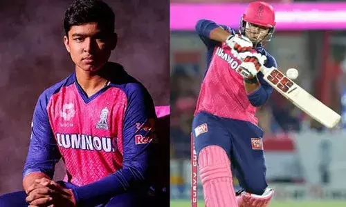 ഐപിഎല്‍ കളിക്കാന്‍ ഒരുങ്ങിക്കോളൂ...! ദ്രാവിഡിന്റെ ഫോണ്‍ കോള്‍ എത്തിയത് വെള്ളിയാഴ്ച രാത്രി; അവന് ടെന്‍ഷനുണ്ടായിരുന്നു; സിക്‌സറടിക്കാന്‍ തോന്നിയാല്‍ മടിക്കേണ്ടതില്ലെന്ന് ഞാന്‍ പറഞ്ഞു;  ആരെയും ഭയപ്പെടാത്ത ബാറ്ററാണ് വൈഭവെന്ന് പരിശീലകന്‍ മനീഷ് ഓജ