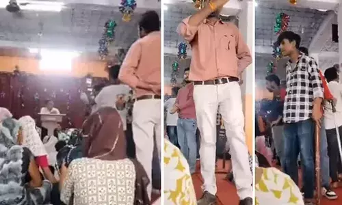 ജയ് ശ്രീറാം വിളിച്ച് കൈയ്യില്‍ ആയുധവുമായി പള്ളിയിലേക്ക് ഇരച്ച് കയറി വി.എച്ച്.പി, ബജ്റംഗ് ദള്‍ പ്രവര്‍ത്തകര്‍; സംഭവം ഈസ്റ്റര്‍ ദിന പ്രാര്‍ത്ഥനക്കിടെ; വിശ്വാസികളോട് പ്രാര്‍ത്ഥന നിര്‍ത്തി ഇറങ്ങി പോകാനും ഭീഷണിയും