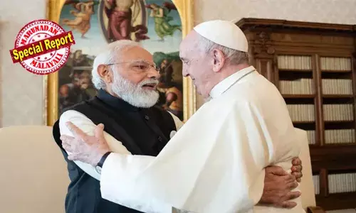 ഫ്രാന്‍സിസ് മാര്‍പ്പാപ്പയുടെ വിയോഗം വലിയ ഇടയന്റെ സന്ദര്‍ശനത്തിനായി ഇന്ത്യയും രാജ്യത്തെ ക്രൈസ്തവ സമൂഹവും കാത്തിരിക്കെ; ആഗോള കത്തോലിക്ക സഭയുടെ തലവനെ മോദി ക്ഷണിച്ചത് നേരിട്ടുകണ്ട്; ആശ്ലേഷിച്ചും കൈപിടിച്ചും സ്‌നേഹാദരങ്ങള്‍ പ്രകടിപ്പിച്ച പ്രധാനമന്ത്രി   പോപ്പിനെ കണ്ടത് രണ്ടുവട്ടം; ഇന്ത്യയോട് ആഭിമുഖ്യം പുലര്‍ത്തിയ ആത്മീയ നേതാവ് വിടവാങ്ങുമ്പോള്‍