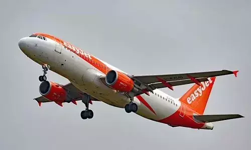 യാത്രക്കാരന്‍ പാമ്പിനെ സ്വപ്നം കണ്ടു; വിമാനം അടിയന്തിരമായി ലാന്‍ഡ് ചെയ്തു