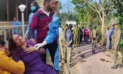 പഹൽഗാമിൽ ഭീകരാക്രമണം; എങ്ങും കാതടിപ്പിക്കുന്ന വെടി ശബ്ദം; നാട്ടുകാർ കുതറിയോടി; അ‌ഞ്ച് വിനോദ സഞ്ചാരികൾക്ക് പരിക്ക്; സ്ഥലത്ത് സുരക്ഷാ സേന ഇരച്ചെത്തി; തിരച്ചിൽ തുടരുന്നു