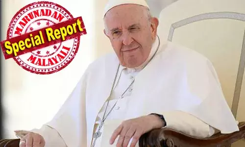 അര്‍ജന്റീനയുടെ പ്രിയപുത്രന്‍; 2013 ല്‍ മാര്‍പാപ്പയായി തെരഞ്ഞെടുത്തപ്പോള്‍ ലോകകപ്പ് ഫുട്‌ബോളിന്റെപോലെ വന്‍ ആഘോഷം; പിന്നീട് മാര്‍പാപ്പ അര്‍ജന്റീനയിലെത്താത്തതില്‍ പലര്‍ക്കും അമര്‍ഷം; ഫുട്‌ബോളിന്റെയും ടാംഗോയുടെയും ആരാധകനായ ഫ്രാന്‍സിസ് മാര്‍പാപ്പ ജന്മദേശയമായ അര്‍ജന്റീന സന്ദര്‍ശിക്കാത്തതിന് കാരണം വിഭാഗീയ രാഷ്ട്രീയത്തോടുള്ള എതിര്‍പ്പ് കാരണം?