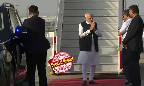 മോദിയുടെ വിമാനം തങ്ങള്‍ക്ക് മുകളിലൂടെ പറക്കുമെന്ന് കരുതി കാത്തിരുന്നവര്‍ നിരാശരായി; സൗദിയില്‍ നിന്നും ഡല്‍ഹിയിലേക്കുള്ള ഇന്ത്യന്‍ പ്രധാനമന്ത്രിയുടെ അതിവേഗ മടക്കം പാക് വ്യോമ പാത ഒഴിവാക്കി ചുറ്റിക്കറങ്ങി; പഹല്‍ഗാമിലെ ആക്രമണത്തിന് അതിവേഗ തിരിച്ചടി ഉറപ്പാക്കാന്‍ മോദി നാട്ടിലെത്തിയത് അറബിക്കടലിനു മുകളിലൂടെ പറന്ന് ഗുജറാത്തിന് തീര വഴിയേ; ആ റൂട്ട് നിശ്ചയിച്ചത് ഡോവല്‍; ലഷ്‌കറിനെ തീര്‍ക്കാന്‍ ഉറച്ച് ഇന്ദ്രപ്രസ്ഥ കരുനീക്കം