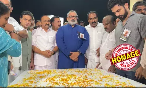 നെടുമ്പാശേരിയില്‍ വികാരനിര്‍ഭരമായ നിമിഷങ്ങള്‍; പഹല്‍ഗാമില്‍ കൊല്ലപ്പെട്ട എന്‍ രാമചന്ദ്രന്റെ മൃതദേഹം നാട്ടിലെത്തിച്ചു; അനുഗമിച്ച് രാമചന്ദ്രന്റെ കുടുംബം; മന്ത്രിമാരും ജനപ്രതിനിധികളും ചേര്‍ന്ന് മൃതദേഹം ഏറ്റുവാങ്ങി; വെളളിയാഴ്ച ചങ്ങമ്പുഴ പാര്‍ക്കില്‍ പൊതുദര്‍ശനം; 11.30 യ്ക്ക് ഇടപ്പള്ളി പൊതുശ്മശാനത്തില്‍ സംസ്‌കാരം