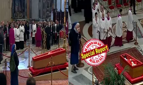 നാല് വർഷത്തിലേറെ പരിചയം; വിട്ടുപിരിയാനാകാത്ത വിധം സൗഹൃദം; ഒടുവിൽ ഫ്രാൻസിസ് മാർപ്പാപ്പയെ അവസാനമായി ഒരു നോക്ക് കാണാൻ ഓടിയെത്തി ആ കന്യാസ്ത്രീ; പാപ്പയുടെ ഭൗതിക ശരീരം കണ്ട് പൊട്ടിക്കരഞ്ഞ് സിസ്റ്റർ; ബസിലിക്കയിൽ എങ്ങും സങ്കട കാഴ്ച; ഇത് ഹൃദയഭേദകമായ വിടവാങ്ങലെന്ന് പുരോഹിതന്മാർ!