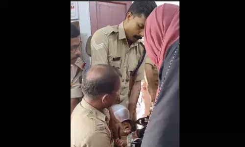 അടുക്കളയില്‍ നിന്നും കളിക്കുന്നതിനിടയില്‍ തലയില്‍ അലൂമിനിയം കലംകുടുങ്ങി; രണ്ടു വയസുകാരിയെ ഫയര്‍ഫോഴ്‌സ് സാഹസികമായി രക്ഷിച്ചു