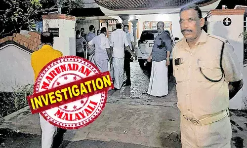 ശോഭാ സുരേന്ദ്രന്റെ വീടിനു സമീപം സ്‌ഫോടക വസ്തുവേറ്; ഏറുപടക്കം പോലെ തോന്നിക്കുന്ന സ്‌ഫോടകവസ്തു എറിഞ്ഞത് ബൈക്കിലെത്തിയ നാലംഗ സംഘം: രണ്ടു തവണ ഉഗ്രശബ്ദത്തോടെ പൊട്ടിത്തെറി