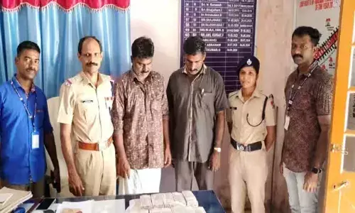 ട്രെയിൻ മാർഗം അനധികൃതമായി പണം കടത്താൻ ശ്രമം; എല്ലാം പൊളിച്ചടുക്കി പോലീസ്; കേസിൽ രണ്ടുപേർ പിടിയിൽ; 34 ലക്ഷം രൂപ വരെ പിടിച്ചെടുത്തു