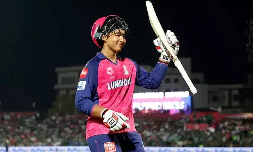 തോല്‍വികളുടെ നടുക്കടലില്‍ നിന്ന് ഈ അദ്ഭുത ബാലന്‍ രാജസ്ഥാനെ കരകയറ്റി; 35 പന്തില്‍ ഐപിഎല്ലിലെ വേഗമേറിയ രണ്ടാമത്തെ സെഞ്ച്വറിയുമായി വൈഭവ് സൂര്യവംശി കളം നിറഞ്ഞാടിയപ്പോള്‍ ഗുജറാത്തിന് എതിരെ 8 വിക്കറ്റ് ജയം; അര്‍ദ്ധ സെഞ്ച്വറിയുമായി മികച്ച പിന്തുണ നല്‍കി യശ്വസി; ജയ്പ്പൂരില്‍ വെടിക്കെട്ടിന് തിരി കൊളുത്തിയത് ഇങ്ങനെ