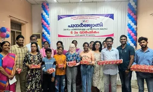 പുനർജ്യോതി വിഷ്വൽ റീഹാബിലിറ്റേഷൻ സെന്ററിന് കാഴ്ചസഹായ ഉപകരണങ്ങൾ സംഭാവന ചെയ്ത് യു എസ് ടി