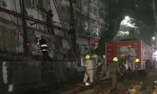 കൊല്‍ക്കത്തയിലെ ഹോട്ടലിലുണ്ടായ തീപിടിത്തത്തില്‍ മരിച്ചത് 14 പേര്‍; തീപ്പിടിത്തത്തിന് കാരണം ഷോര്‍ട്ട് സര്‍ക്യൂട്ടെന്ന് പ്രാഥമിക നിഗമനം