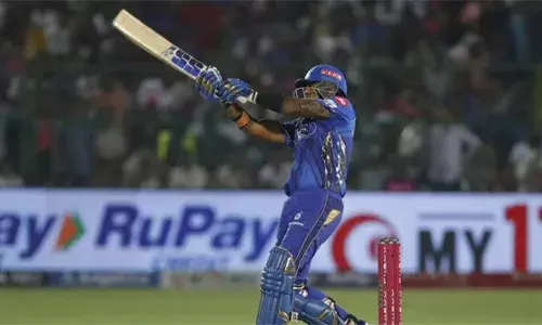 ഐപിഎല്‍ ഓറഞ്ച് ക്യാപ് പോരാട്ടം മുറുകുന്നു; രാജസ്ഥാനെതിരായ മത്സരത്തോടെ വീണ്ടും ഒന്നാമനായി സൂര്യകുമാര്‍ യാദവ്; പട്ടികയില്‍ രണ്ടാമനായി സായി സുദര്‍ശന്‍