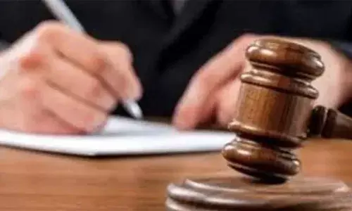 കോവിഡ് ബാധിതയ്ക്ക് ഇന്‍ഷുറന്‍സ് തടഞ്ഞ സംഭവം; കമ്പനി 2.5 ലക്ഷം രൂപ നല്‍കണമെന്ന് ഉപഭോക്തൃ കമ്മീഷന്‍ ഉത്തരവ്