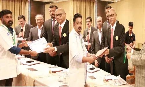 കാട്ടുപോത്തിന്റെ ആക്രമണത്തിൽ യുവാവിന് ഗുരുതര പരിക്ക്; പിന്നാലെ അടിയന്തിര വൈദ്യസഹായം എത്തിച്ച് ജീവൻ രക്ഷിച്ച ആംബുലൻസ് ജീവനക്കാർക്ക് ആദരം
