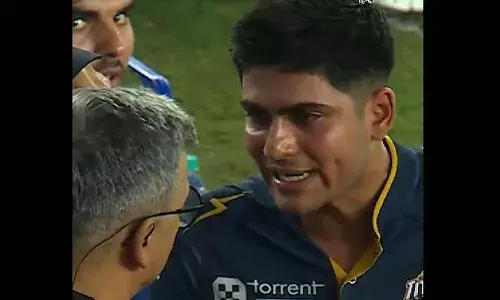 കൂളായിരുന്ന ശുഭ്മാന്‍ ഗില്ലിന് നിയന്ത്രണം വിട്ടു! ആദ്യം ചൂടായത് റണ്ണൗട്ടായി മടങ്ങവേ; ഓപ്പണര്‍ അഭിഷേക് ശര്‍മയുടെ എല്‍ബിഡബ്ല്യു അപ്പീലുമായി ബന്ധപ്പെം അംപയറുമായി കയര്‍ത്ത് താരം