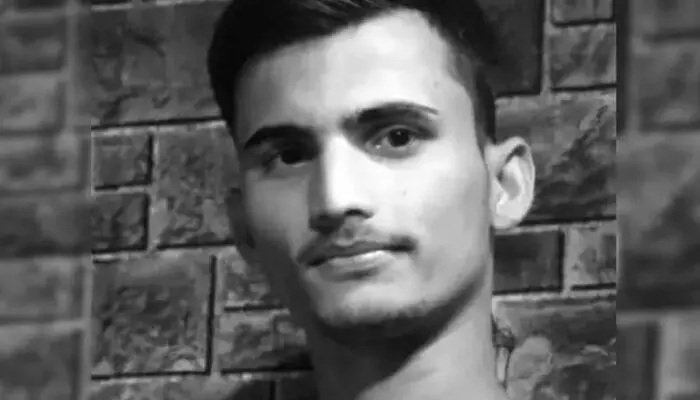 ഐ.ഐ.ടി വിദ്യാര്ത്ഥിയായ 22കാരന് ഹോസ്റ്റല് മുറിയില് മരിച്ച നിലയില്; ആത്മഹത്യയെന്ന് പ്രാഥമിക നിഗമനം ഐ.ഐ.ടി വിദ്യാര്ത്ഥിയായ 22കാരന് ഹോസ്റ്റല് മുറിയില് മരിച്ച നിലയില്; ആത്മഹത്യയെന്ന് പ്രാഥമിക നിഗമനം