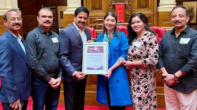 ഗോപിനാഥ് മുതുകാടിന് സൗത്ത് ഓസ്‌ട്രേലിയന്‍ പാര്‍ലമെന്റില്‍ ആദരം