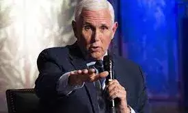 ജോണ്‍ എഫ്. കെന്നഡി പ്രൊഫൈല്‍ ഇന്‍ കറേജ് അവാര്‍ഡ് മൈക്ക് പെന്‍സിന്