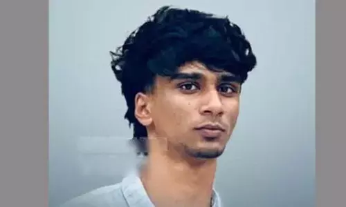 തെരുവു വിളക്കിന്റെ സോളാര്‍ പാനല്‍ തലയില്‍ വീണു 19 കാരന് ദാരുണാന്ത്യം