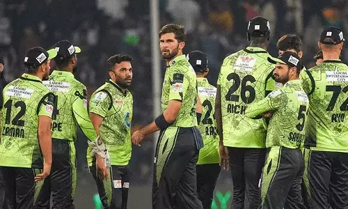 പാക്ക് ഭീകരതാവളങ്ങളെ ചുട്ടെരിച്ച ഓപ്പറേഷന്‍ സിന്ദൂര്‍ അറിഞ്ഞ് ഞെട്ടിത്തരിച്ച് വിദേശ താരങ്ങള്‍; പിഎസ്എല്‍ ഉപേക്ഷിച്ച് നാട്ടിലേക്ക് മടങ്ങാന്‍ നീക്കം; ഭയക്കേണ്ടെന്ന് പിസിബി