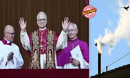 ഹബേമൂസ് പാപ്പാം! നമുക്ക് പാപ്പായെ ലഭിച്ചു; പുതിയ മാര്‍പ്പാപ്പ അമേരിക്കയില്‍ നിന്ന്; കര്‍ദ്ദിനാള്‍ റോബര്‍ട്ട് ഫ്രാന്‍സിസ് പ്രവോസ്റ്റ്, ഫ്രാന്‍സിസ് മാര്‍പ്പാപ്പയുടെ പിന്‍ഗാമി; ലിയോ പതിനാലാമന്‍ മാര്‍പ്പാപ്പ എന്നറിയപ്പെടും; സിസ്റ്റിന്‍ ചാപ്പലില്‍ നിന്ന് വെളുത്ത പുക ഉയര്‍ന്നത് കോണ്‍ക്ലേവിന്റെ രണ്ടാം നാള്‍