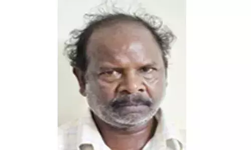 ഇടുക്കിയിലെ റിസോര്‍ട്ടിന്റെ മറവില്‍ ചന്ദന വില്‍പ്പന; 52കാരന്‍ അറസ്റ്റില്‍:  പ്രതിയുടെ വീട്ടില്‍ നിന്നും കണ്ടെടുത്തത് നാലു കിലോ ചന്ദനം