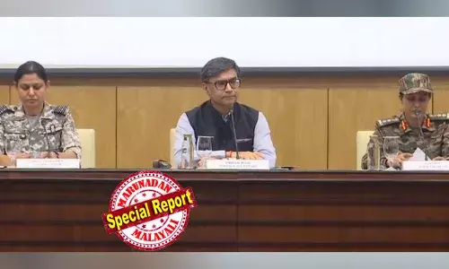 അതിര്‍ത്തിയില്‍ തുടര്‍ച്ചയായി പ്രകോപനം സൃഷ്ടിക്കുന്നത് പാക്കിസ്ഥാന്‍;  സിവിലിയന്‍ വിമാനങ്ങളെ മറയാക്കി യുദ്ധവിമാനവും ദീര്‍ഘദൂര മിസൈലുകളും ഉപയോഗിച്ചു; ജനവാസ മേഖലയെ ലക്ഷ്യമിട്ടും ആക്രമണം;  പാക്ക് പ്രകോപനത്തിന് കനത്ത തിരിച്ചടി നല്‍കിയെന്നും വിദേശകാര്യ -  പ്രതിരോധ മന്ത്രാലയം; ഇന്ത്യയുടെ വ്യോമതാവളങ്ങളെല്ലാം സുരക്ഷിതമെന്നും പ്രതികരണം