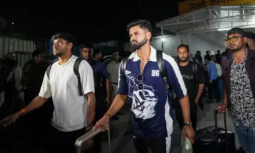 ഐപിഎല്ലിലെ ശേഷിക്കുന്ന മത്സരങ്ങള്‍ ഇംഗ്ലണ്ടിലോ? ബിസിസിഐയെ സന്നദ്ധത അറിയിച്ച് ഇസിബി; ഇന്ത്യയുടെ ഇംഗ്ലണ്ട് പര്യടനത്തിന് മുമ്പ് മത്സരം പൂര്‍ത്തിയാക്കാമെന്നും നിര്‍ദേശം; സെപ്റ്റംബറില്‍ മത്സരം നടത്തുന്നതും പരിഗണനയില്‍; വിദേശതാരങ്ങളെ നാട്ടിലെത്തിക്കാന്‍ ചാര്‍ട്ടേഡ് വിമാനങ്ങള്‍